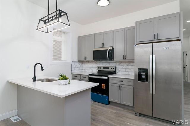 408 Fassen Street, St Louis, MO 63111