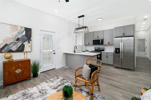 408 Fassen Street, St Louis, MO 63111