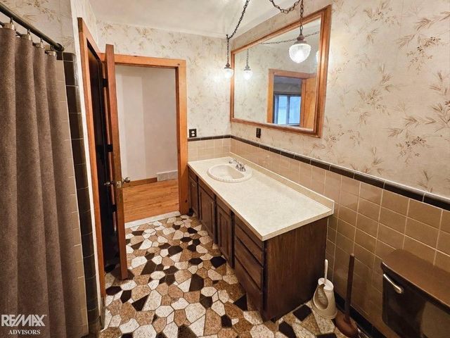 46700 Sugarbush Road, Chesterfield Twp, MI 48047