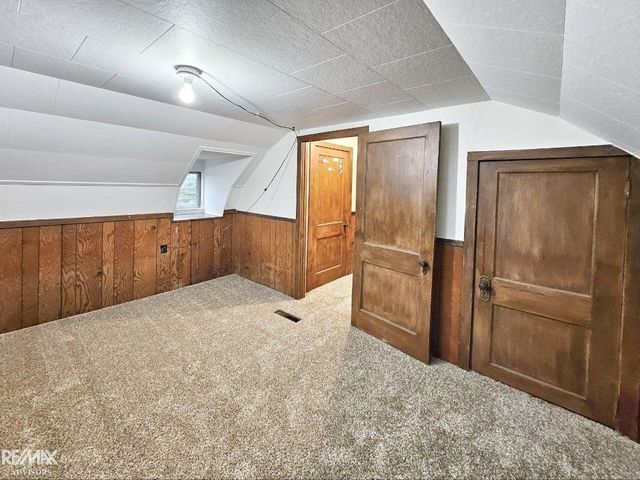 46700 Sugarbush Road, Chesterfield Twp, MI 48047