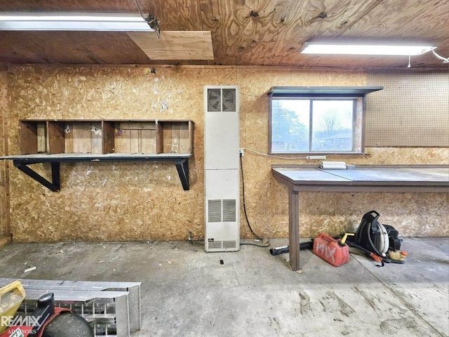 46700 Sugarbush Road, Chesterfield Twp, MI 48047
