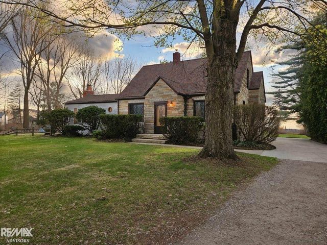 46700 Sugarbush Road, Chesterfield Twp, MI 48047