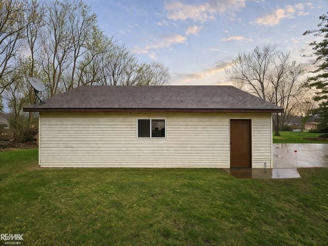 46700 Sugarbush Road, Chesterfield Twp, MI 48047