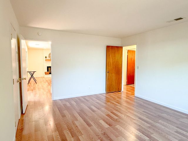 1721 Tea Pl, Davis, CA 95618