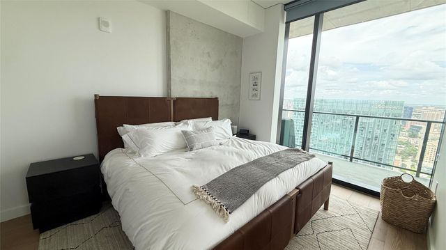 610 Davis ST 4007, Austin, TX 78701