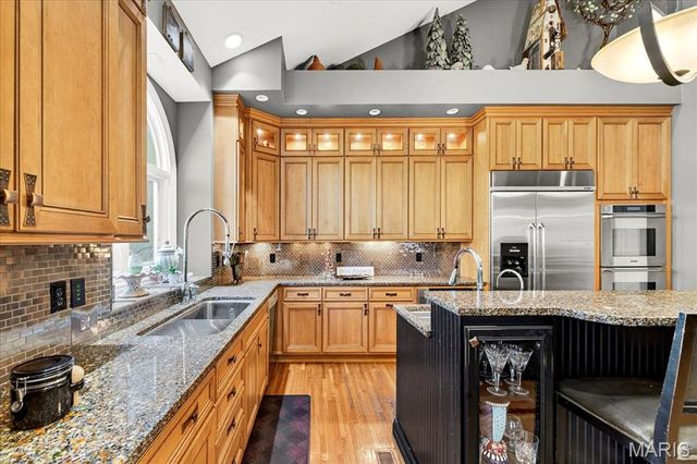 10600 Country View Drive, Creve Coeur, MO 63141