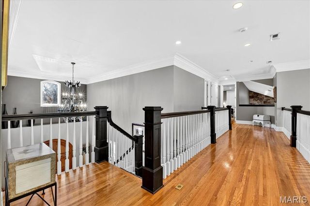 10600 Country View Drive, Creve Coeur, MO 63141