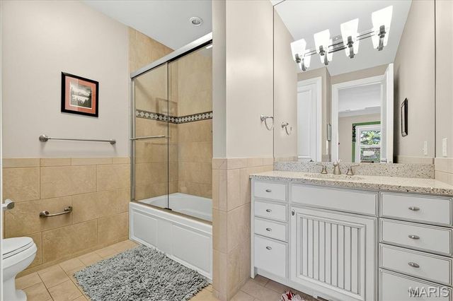 10600 Country View Drive, Creve Coeur, MO 63141