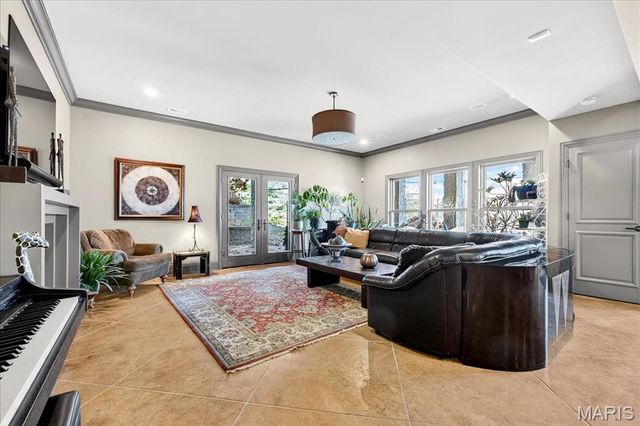 10600 Country View Drive, Creve Coeur, MO 63141