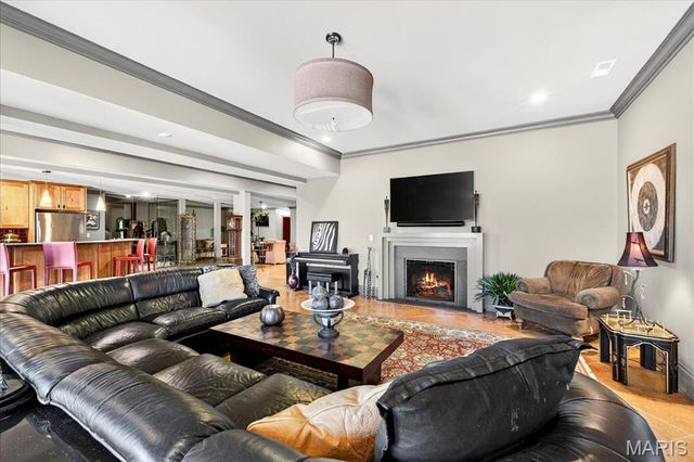 10600 Country View Drive, Creve Coeur, MO 63141