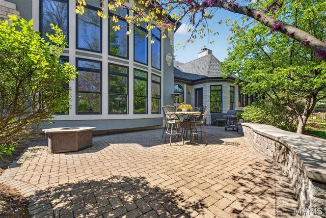 10600 Country View Drive, Creve Coeur, MO 63141