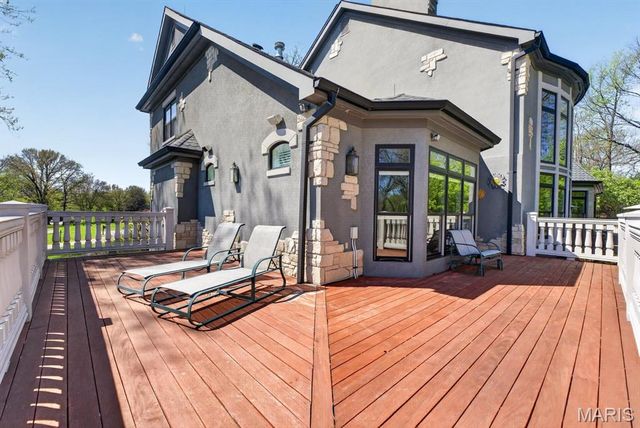 10600 Country View Drive, Creve Coeur, MO 63141
