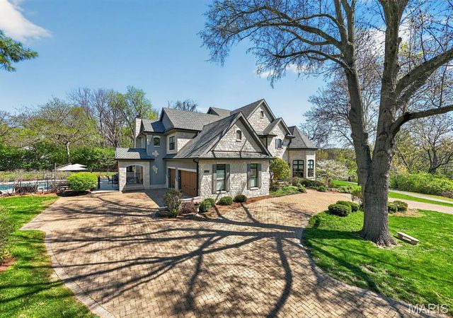 10600 Country View Drive, Creve Coeur, MO 63141