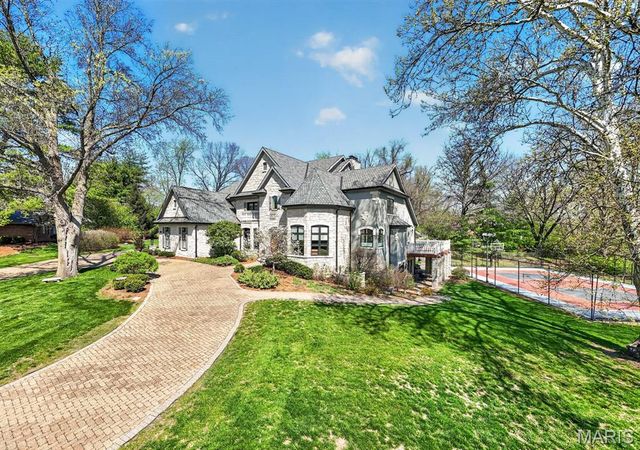 10600 Country View Drive, Creve Coeur, MO 63141