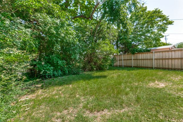 301 Hillcrest Avenue, Richardson, TX 75081
