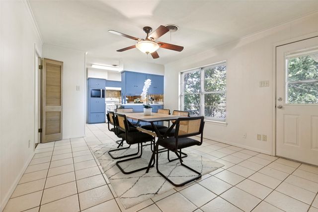 301 Hillcrest Avenue, Richardson, TX 75081