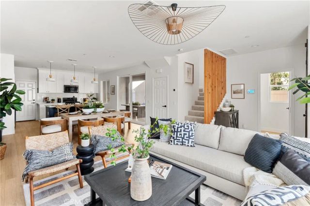 7217 Enclave Drive, Eastvale, CA 92880