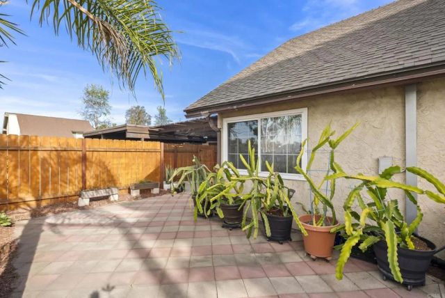 10665 Escobar Drive, San Diego, CA 92124
