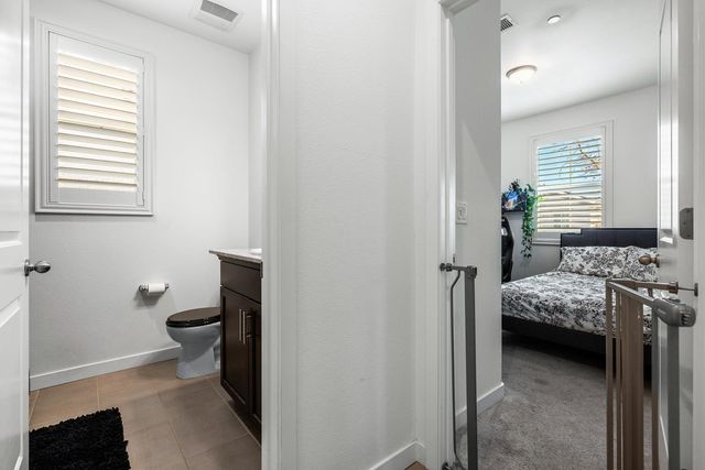 4286 Oak Knoll Road, Madera, CA 93636