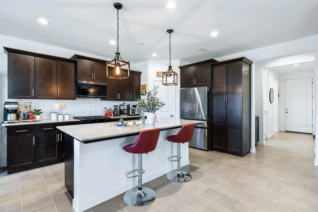 4286 Oak Knoll Road, Madera, CA 93636