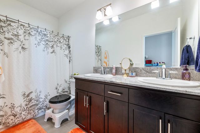 4286 Oak Knoll Road, Madera, CA 93636