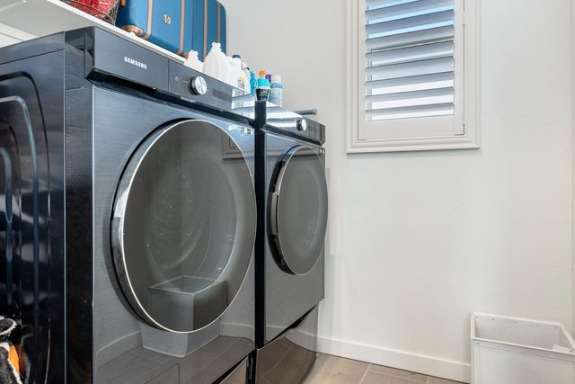 4286 Oak Knoll Road, Madera, CA 93636