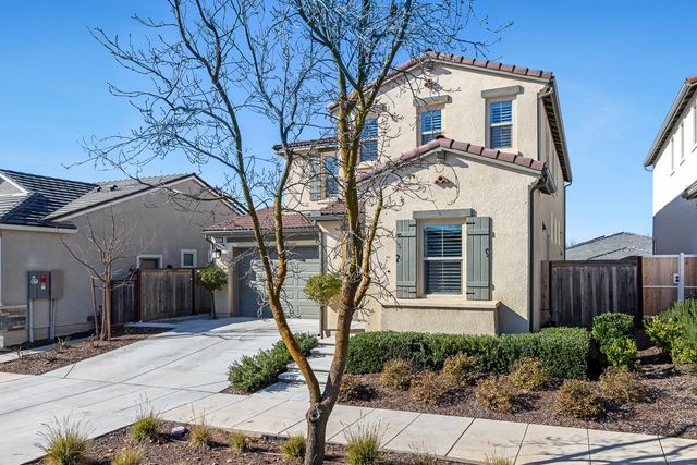 4286 Oak Knoll Road, Madera, CA 93636