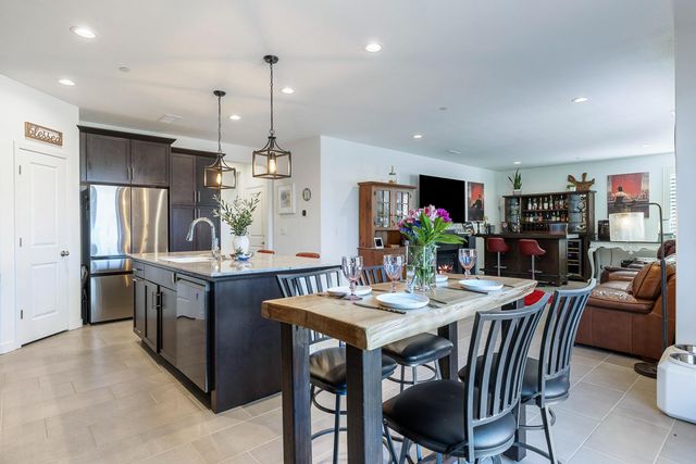 4286 Oak Knoll Road, Madera, CA 93636