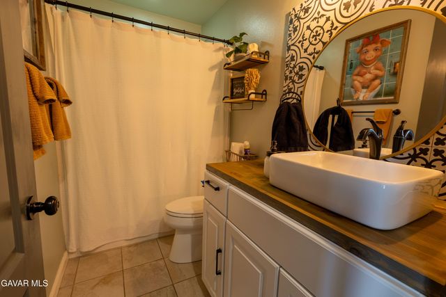 6550 Bicknell Court Court, Palmdale, CA 93552