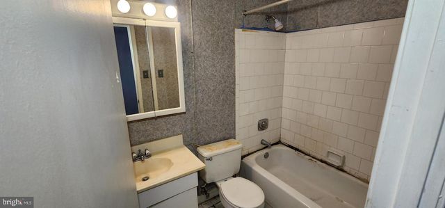 6553 WOODGREEN CIR, Gwynn Oak, MD 21207