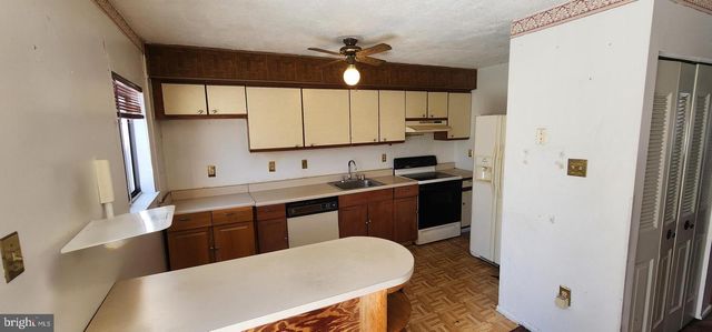 6553 WOODGREEN CIR, Gwynn Oak, MD 21207