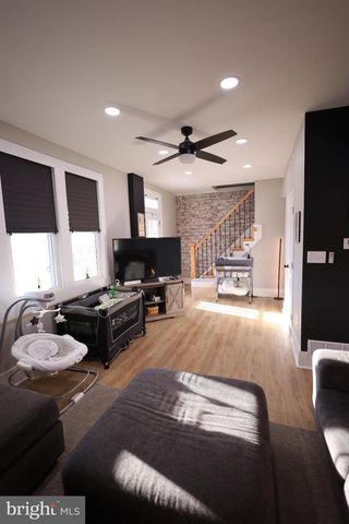 1102 E OLDTOWN RD, Cumberland, MD 21502