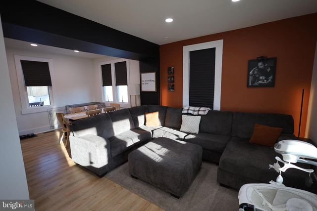 1102 E OLDTOWN RD, Cumberland, MD 21502