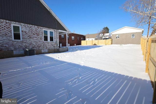 1102 E OLDTOWN RD, Cumberland, MD 21502