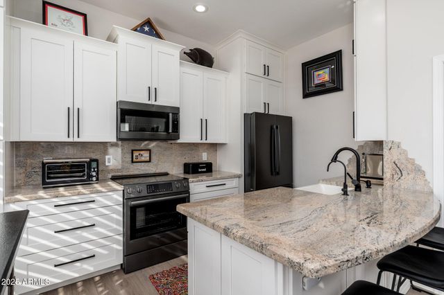 5712 E Blue Sky Drive, Scottsdale, AZ 85266