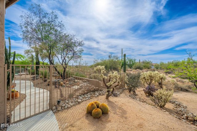 5712 E Blue Sky Drive, Scottsdale, AZ 85266