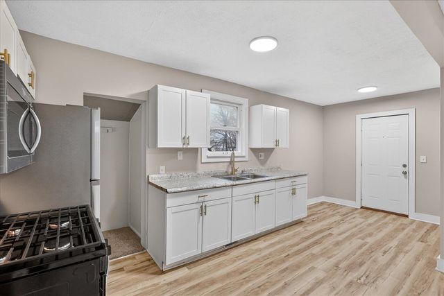 947 Crescent Street, Grand Rapids, MI 49503