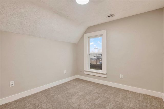 947 Crescent Street, Grand Rapids, MI 49503