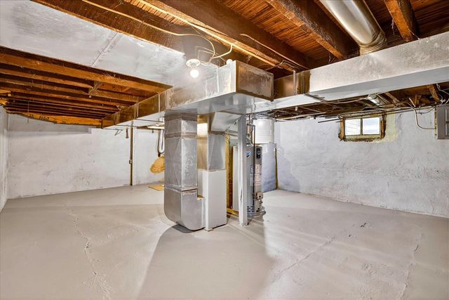 947 Crescent Street, Grand Rapids, MI 49503