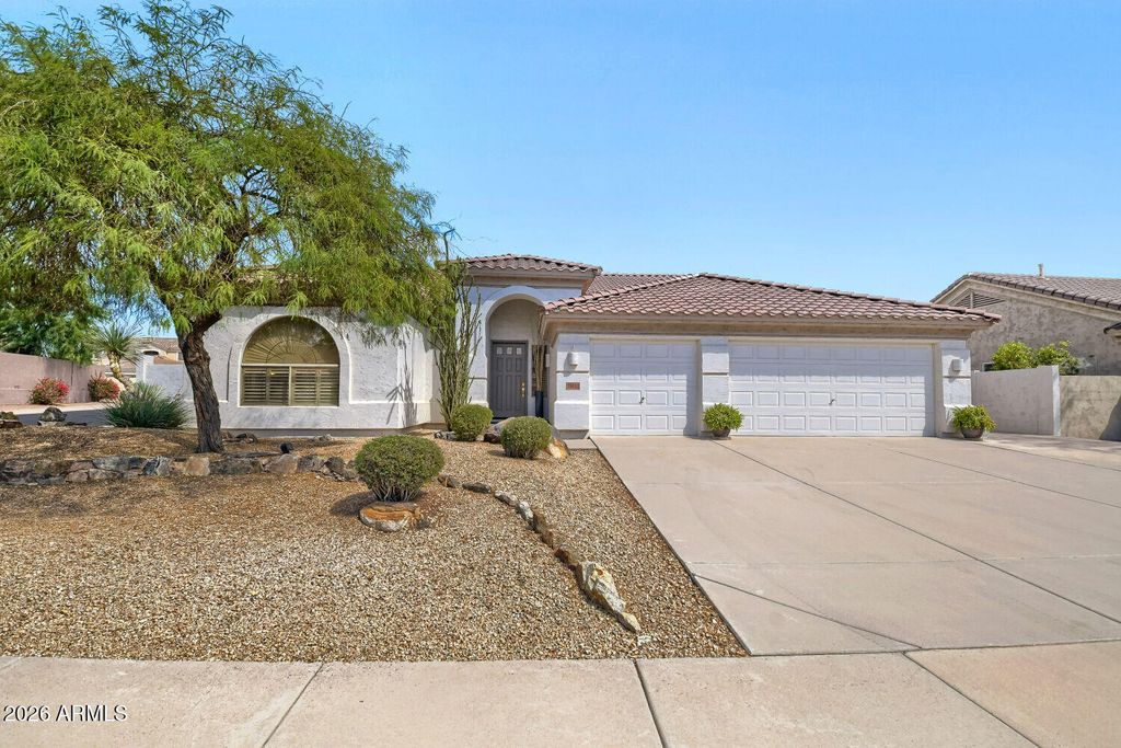 16611 S 16TH Avenue, Phoenix, AZ 85045 — photo 2