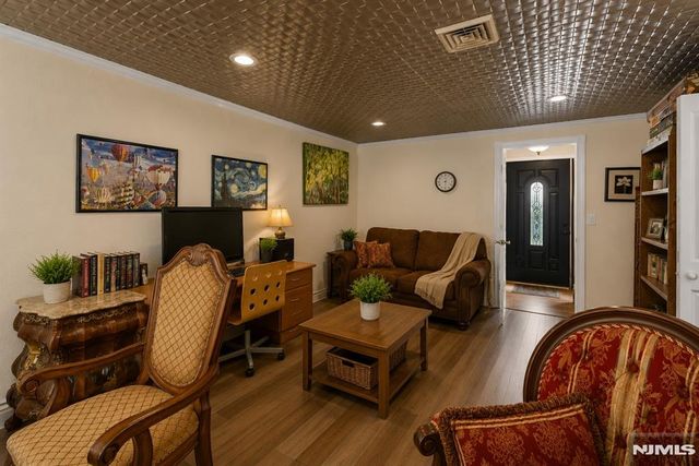 310 Ruckman Road, Closter, NJ 07624