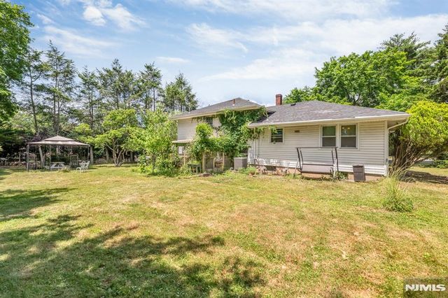 310 Ruckman Road, Closter, NJ 07624