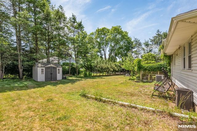310 Ruckman Road, Closter, NJ 07624