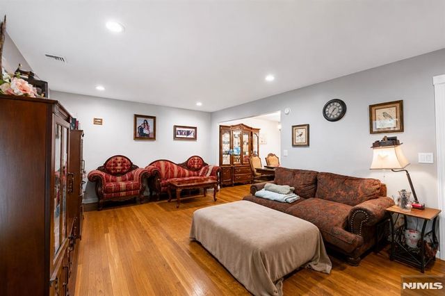 310 Ruckman Road, Closter, NJ 07624