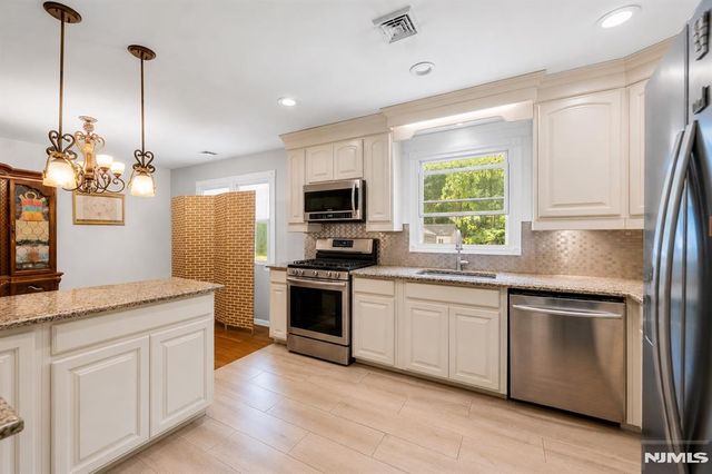 310 Ruckman Road, Closter, NJ 07624