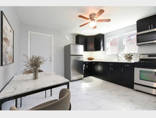 5128 W Henderson Street 3, Chicago, IL 60641