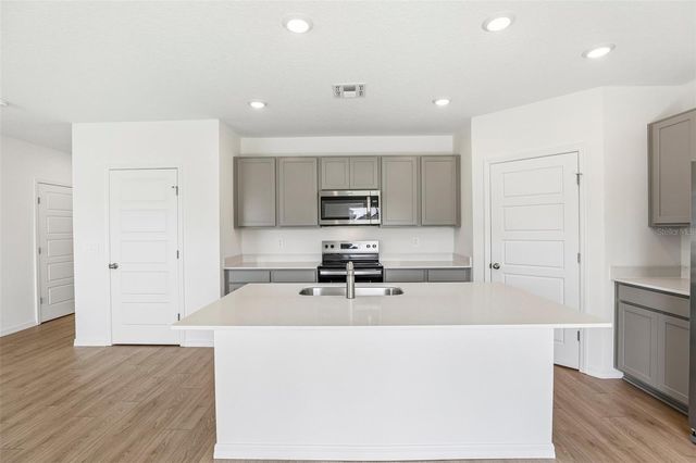 4763 ROLLING LAKE LANE, Davenport, FL 33837