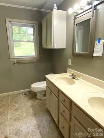 164 Lynch Street, Rutherfordton, NC 28139