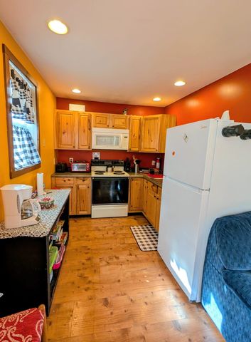 16 Conway Lane, Haverhill, NH 03785