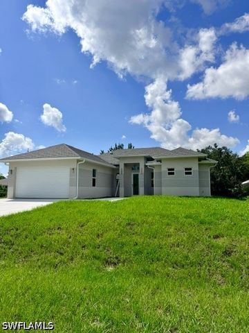 747 Long Distance LN, Lehigh Acres, FL 33974